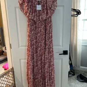 Elegant Floral Maxi Dress in Pink